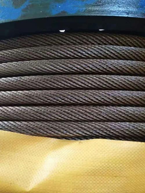 DIN JIS Steel Wire Rope 18X7 17X7 for Cranes, Rotation Resistant Lifting Wire Rope